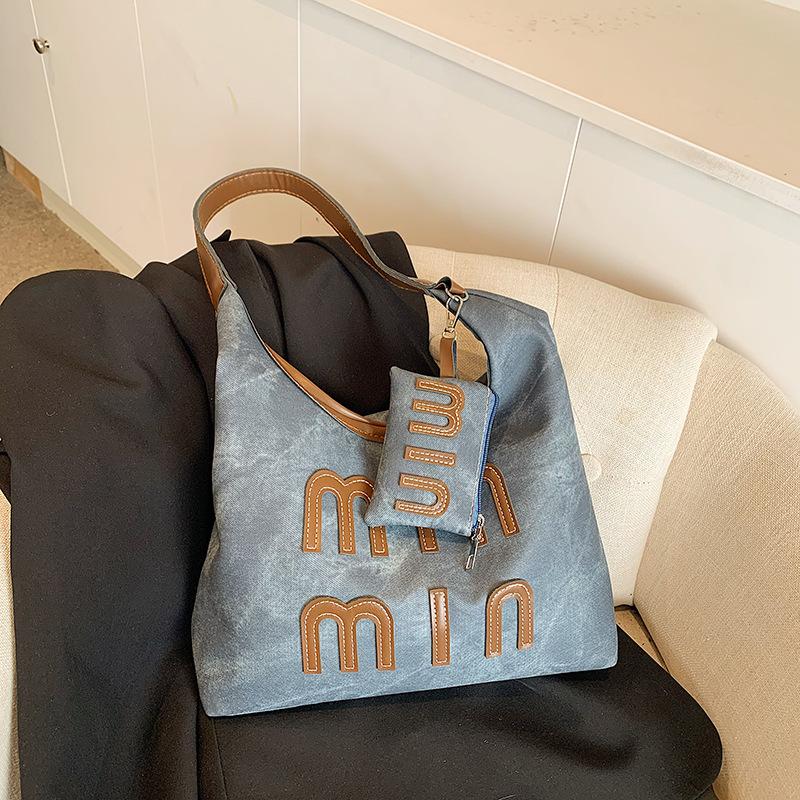 New Autumn Personalized and Beautiful Fashion Casual Retro Large-capacity Bag Women's Shoulder Messenger Bag Tote Bag