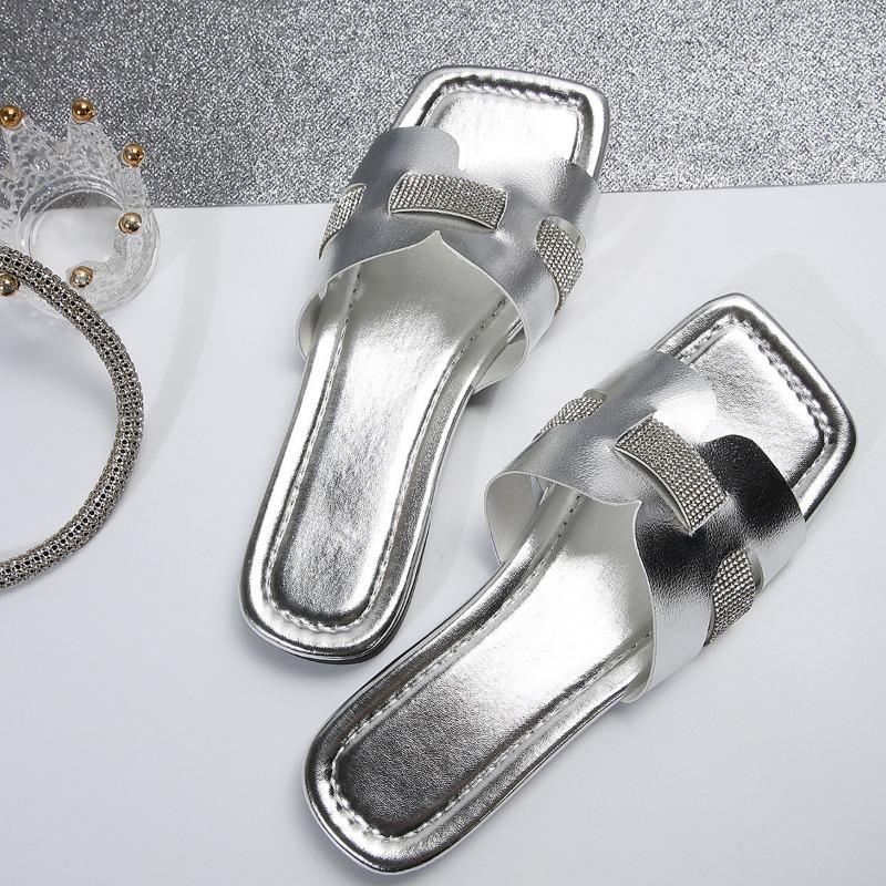 Large-sized Open-toe Rhinestone Flip-flops Summer Square Toe Flat Shoes Casual Beach Slippers