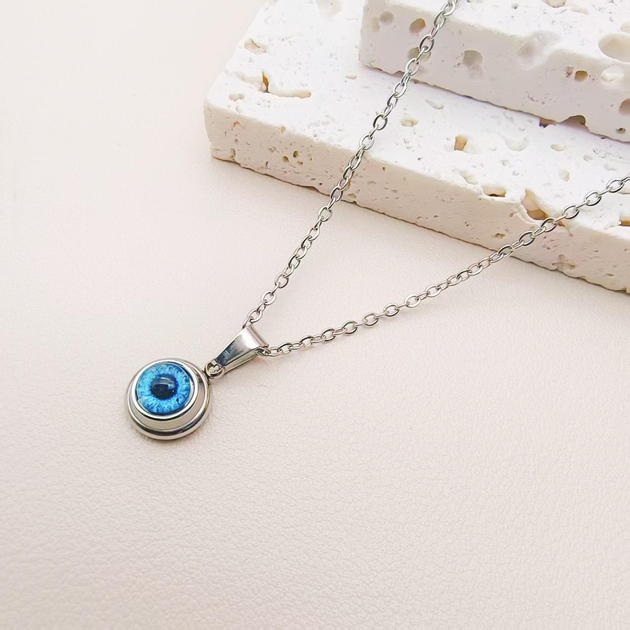 Изысканный набор из титановой стали с золотым покрытием: ожерелье и серьги с дизайном  Глаз Ангела