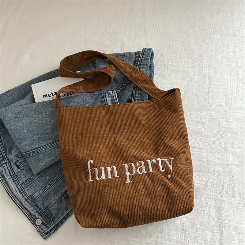 College style letter corduroy bag women's 2025 autumn new trendy fashion casual large capacity tote bag