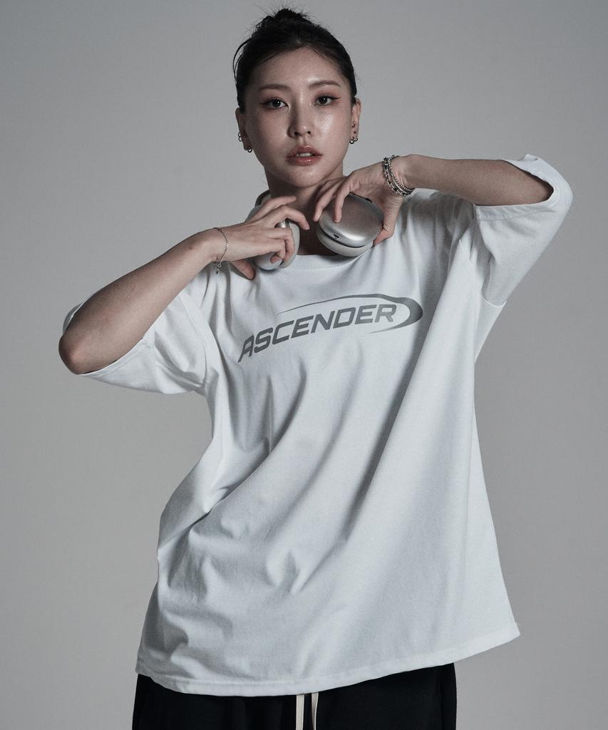 Eosendeo (Reflective) Ascending Logo Oversized Short Sleeve [White]