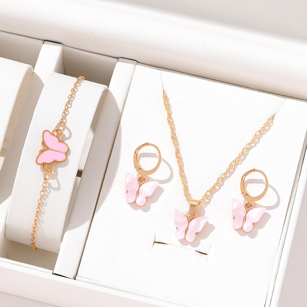 

Набор из 4 предметов: Женские модные и элегантные подвески-бабочки, серьги в лесном стиле, цепочки для ключиц, браслеты, набор для темпераментных женщин золотистый