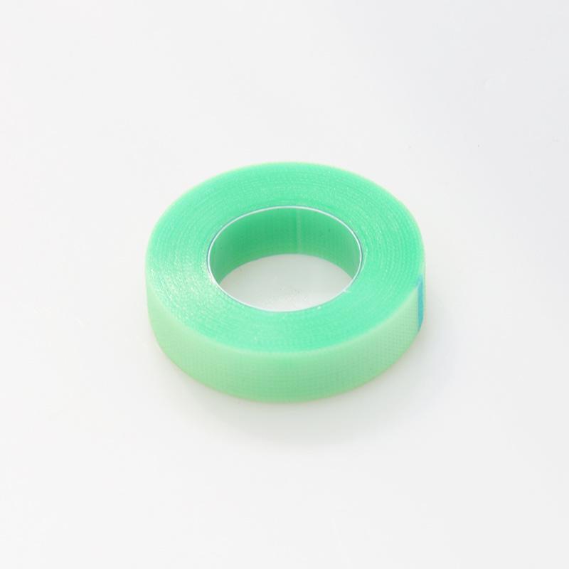 

Breathable Eyelash Isolation Tape with Holes - 9m for Separating Upper and Lower Lashes 1.25*900cm