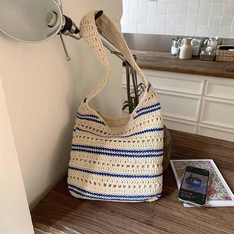 New Color Matching Woven Bag Large Capacity Simple Portable Shoulder Bag Fashionable Commuter Vacation Beach Bag