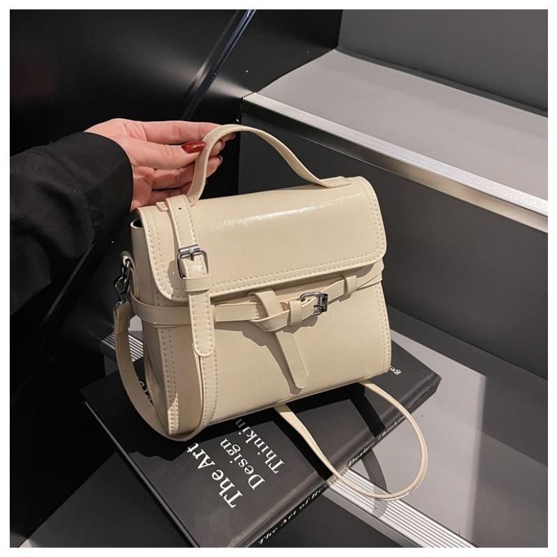 Premium Handbag Bag Women's New Trendy Popular Texture Casual Shoulder Bag Crossbody Small Square Bag
