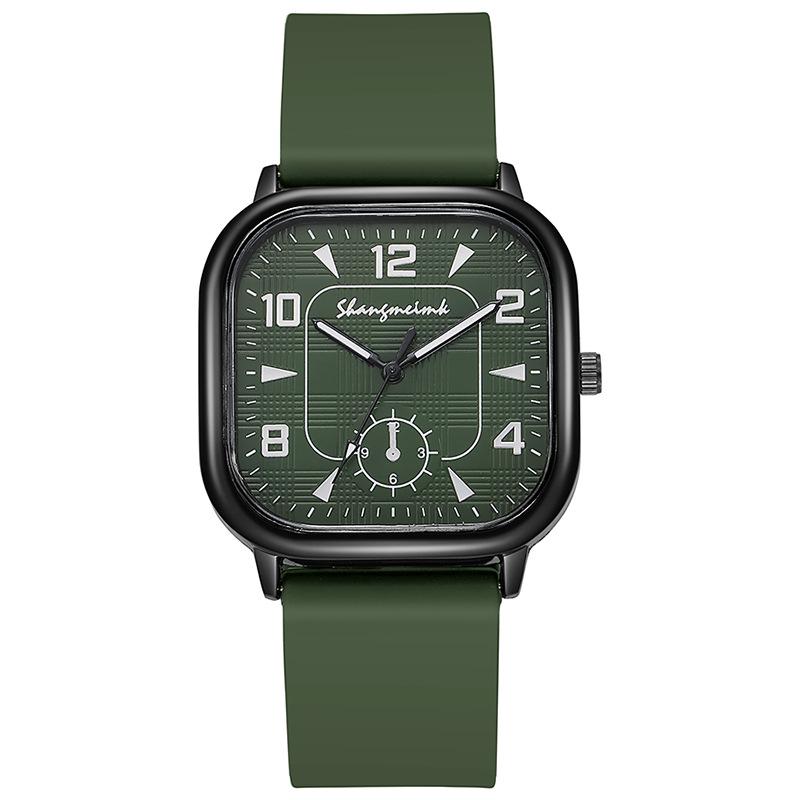Retro Silicone Strap Quartz Men's Watch – Creative Square Design