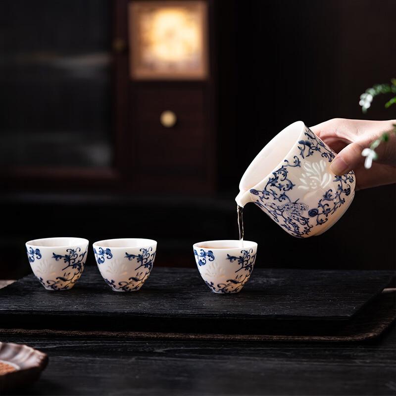 Blue & White Floral Quick Brew Tea Set
