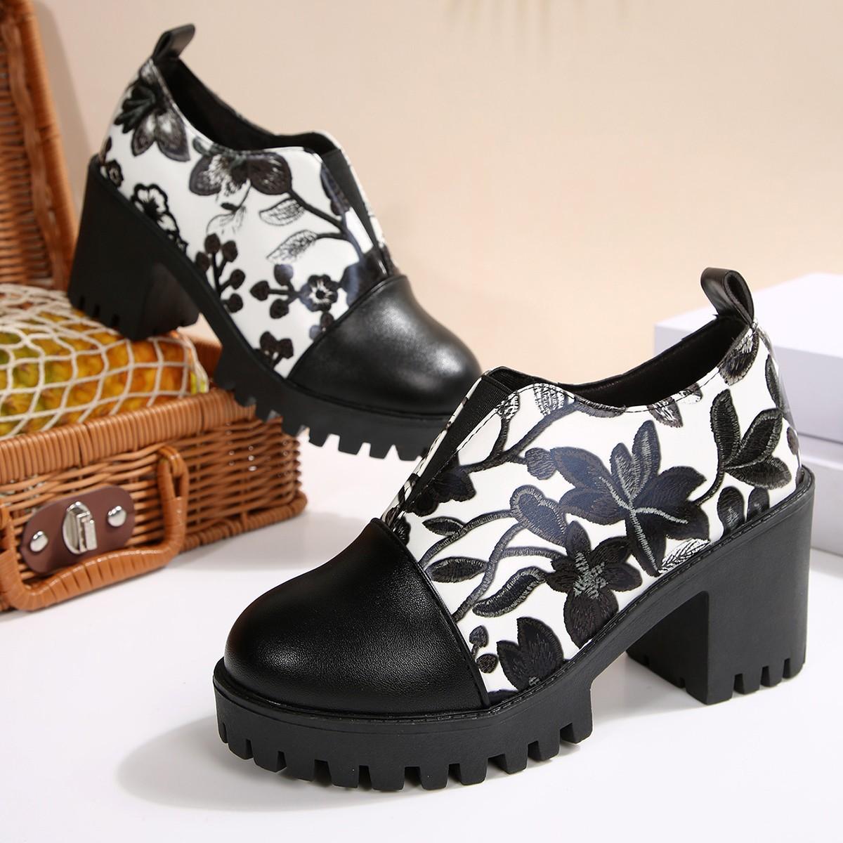 Retro printed platform Mary Jane shoes spring new single shoes high heel large size small leather shoes 42 3240₽