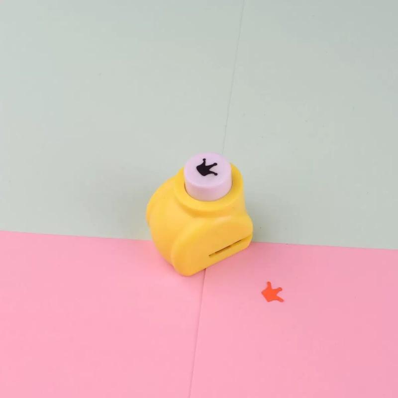 1pcs Mini Embossing Punch Handmade Paper Cutting Punch Suitable for DIY Paper Card Greeting Card Birthday Card Making