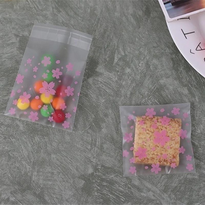 100 szt. Różowe Przezroczyste Kwiaty Wiśni Mini Samoprzylepne Matowe Torebki OPP DIY torebki na cukierki ciasto