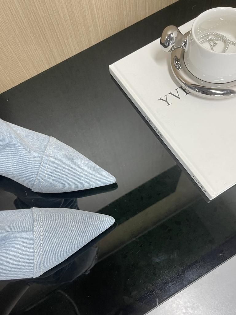 2025 Autumn New Pointed Thin High Heel Pleated Tall Cowboy Thin Sexy Nightclub Martin Knight Women's Boots