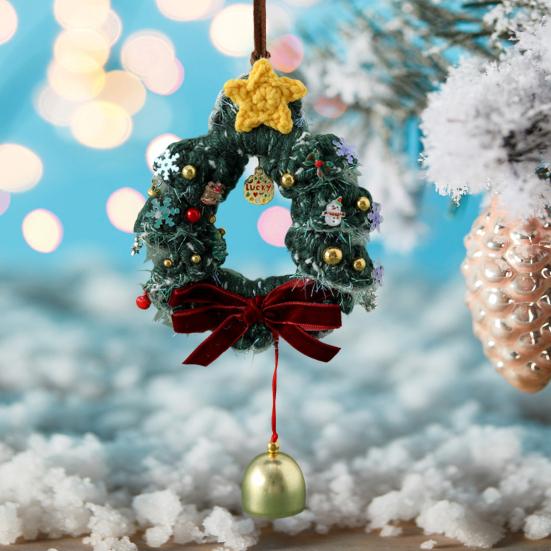 Christmas Crochet Wreath Hanging Decoration Xmas Tree Car Rearview Mirror Hanging Handmade Wreath Bell Ornament Holliday Party Pendant