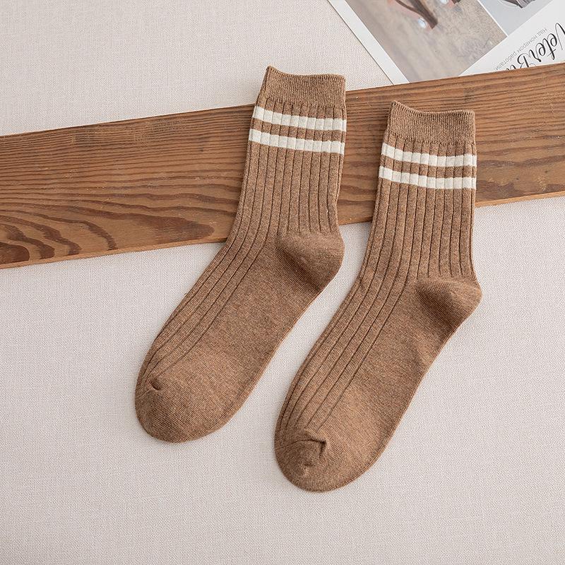 Men's Mid-Calf Socks: Breathable, Sweat-Absorbent, Trendy, Versatile Spring and Summer Footwear