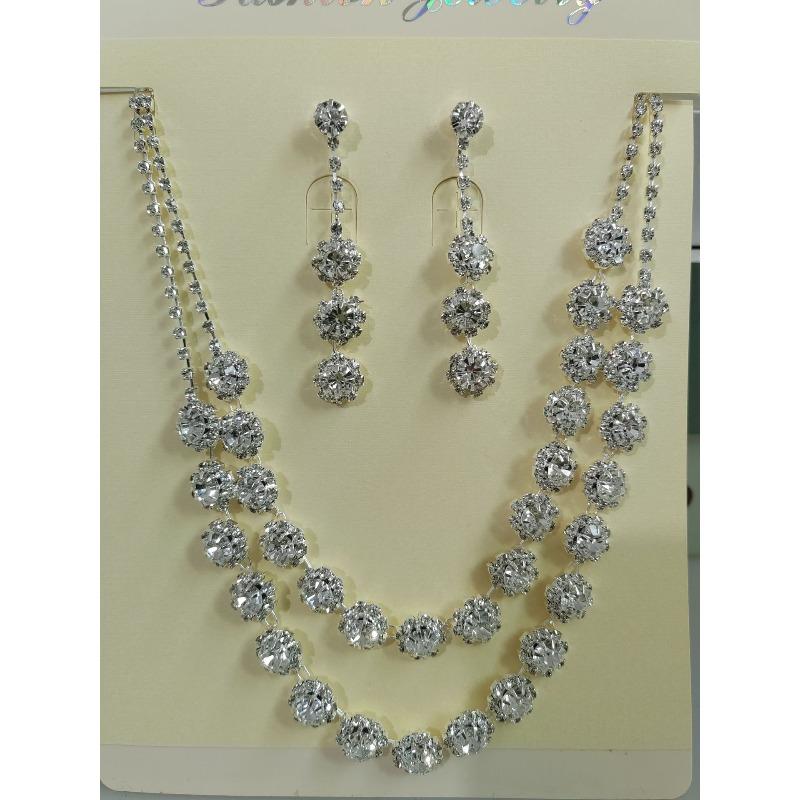 Bridal Necklace and Earrings Set, Crystal Wedding Dress, Banquet Attire, Costume Matching