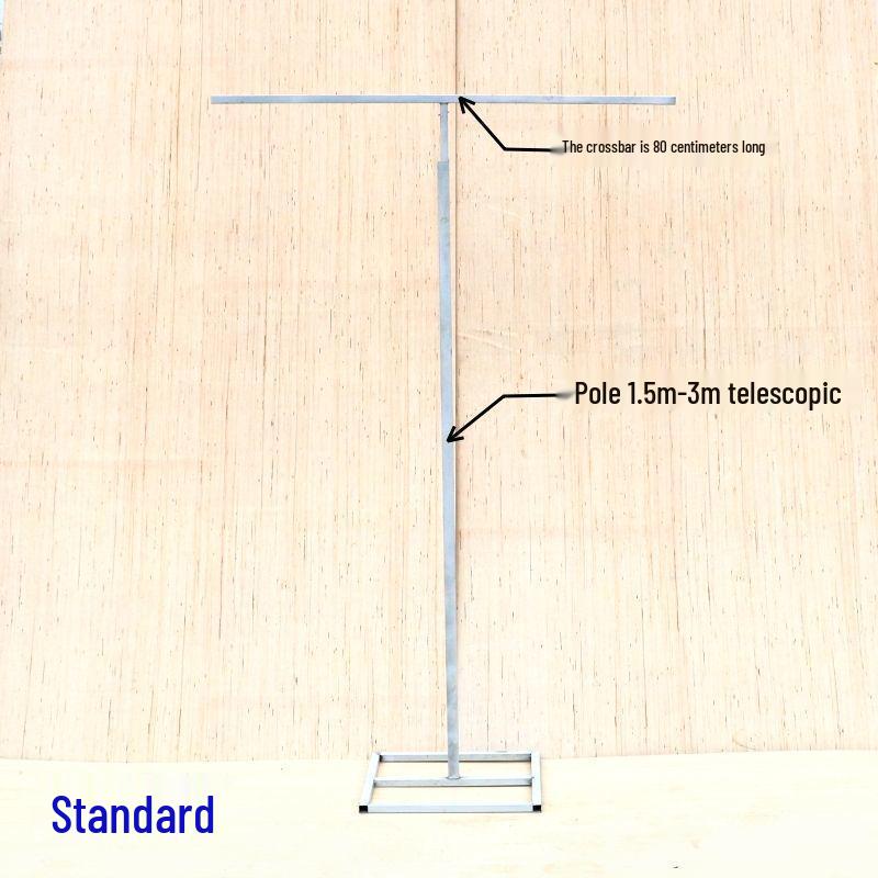 Arc de Nuntă Elegant din Fier Forjat cu Draperii din Voal pentru Ceremonii pe Gazon