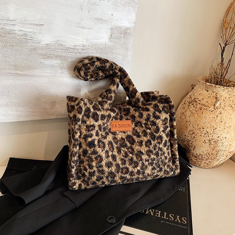 Leopard Print Tote Bag With Plush Material For Casual Streetwear Fashion