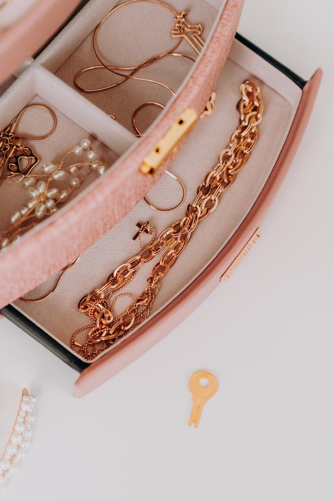 Elegant jewelry box - Peterson