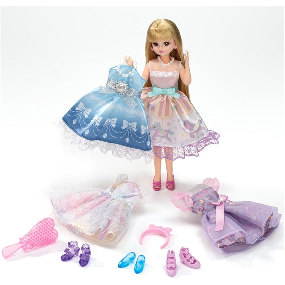 TAKARA TOMY Licca-chan Doll Dress-Up Set with Outfits and Accessories for Pretend Play Ages 3 and Up