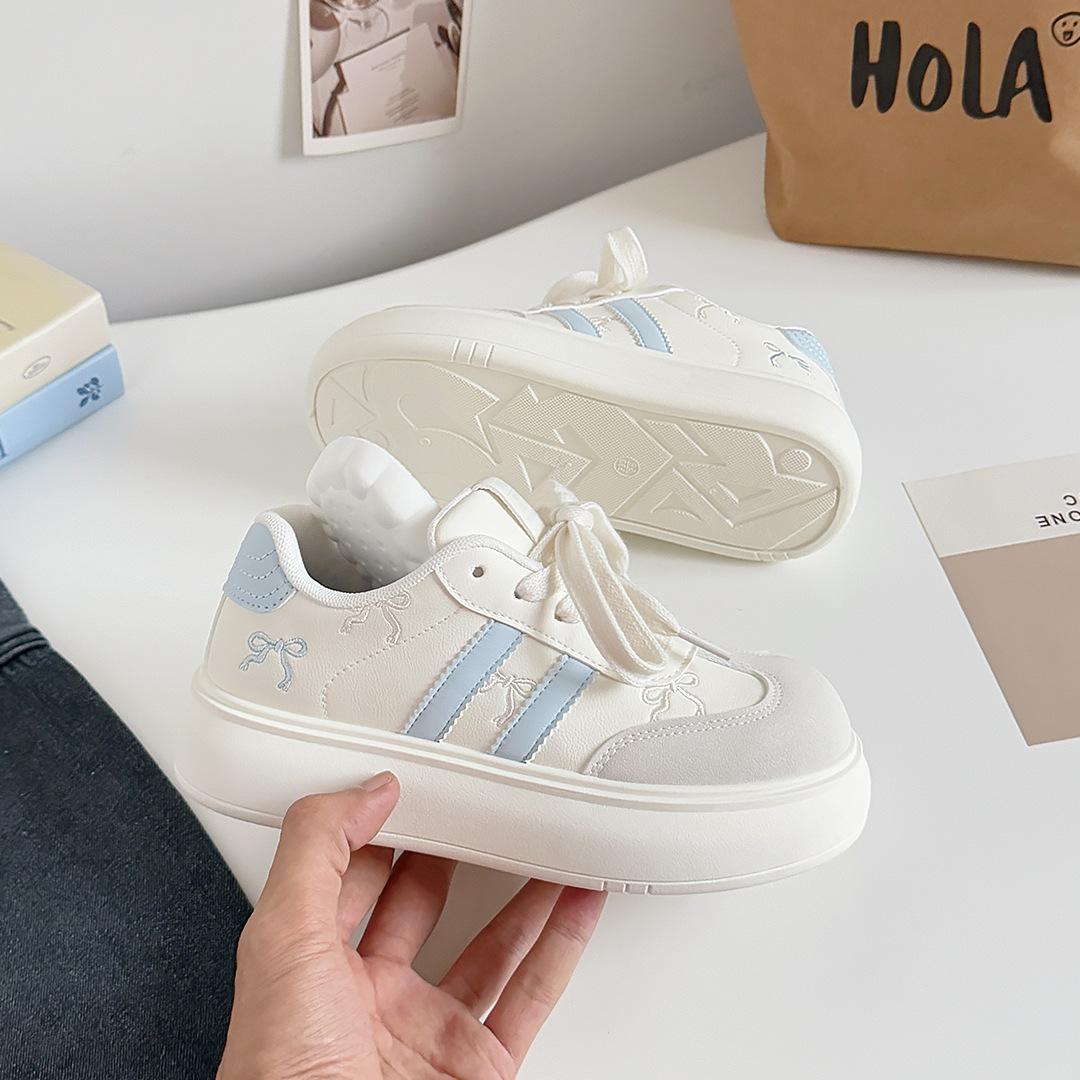 Versatile thick baseplate shoes women s autumn and winter new niche thick-soled soft-soled women s shoes 35