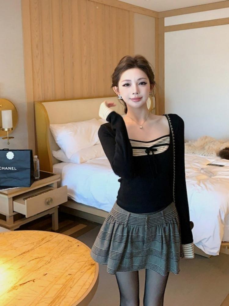 Quadratischer Ausschnitt gestreiftes T-Shirt im koreanischen Stil: Baumwolle Modal 260g, Schlankmachend, Figurschmeichelnd, Süß & Würziges Mädchen Top