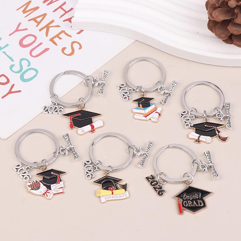 2026 Graduation Gown Cap KeyChain Ring Student Women Jewelry Personalized Accessories Fashion Pendant Gifts Forever