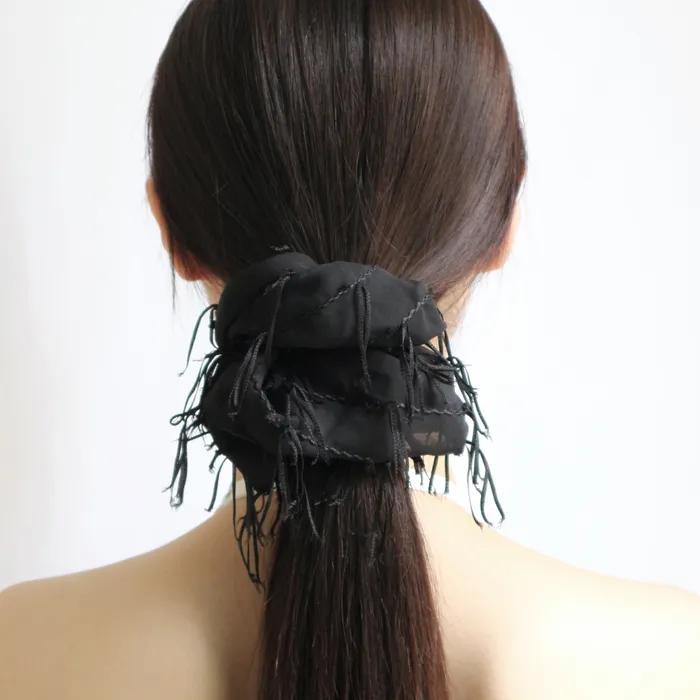 SEE-THROUGH STAMEN SILK SCRUNCHIE (2COLOR)