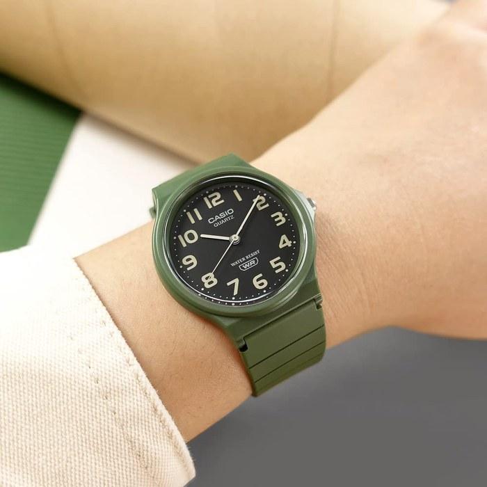 CASIO MQ-24UC Women's Standard Analog Watch (Olive)
