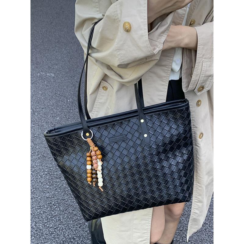Premium commuter retro bag women's new fashion woven pattern shoulder bag large capacity portable tote bag
