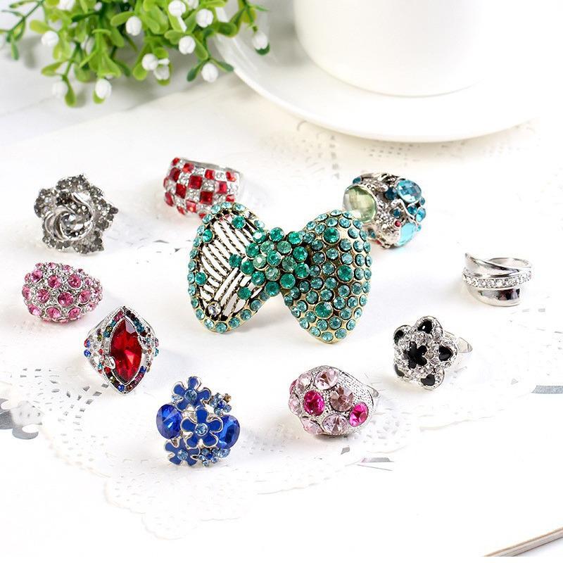 

European & American Trendy Jewelry: Creative Multi-Style Rings Assorted Batch