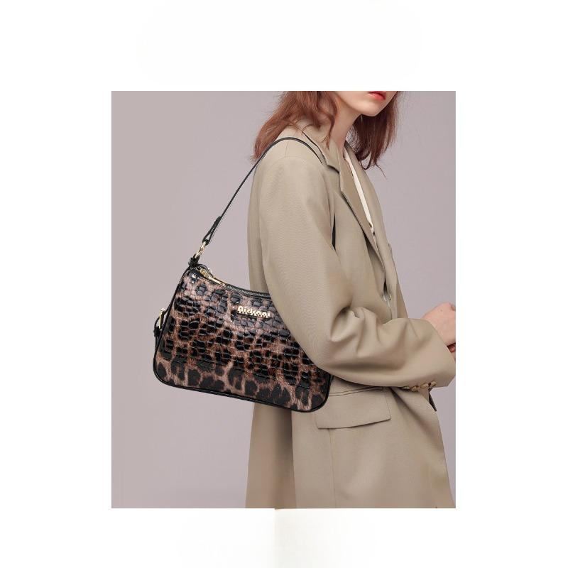 New Summer Solid Color Crossbody Shoulder Bag Fashionable Retro and Fashionable Crocodile Pattern Small Square Bag