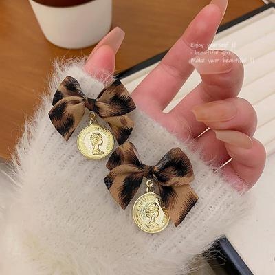 S925 Silver Leopard Bow Portrait Earrings - Trendy, All-Match Autumn/Winter Style