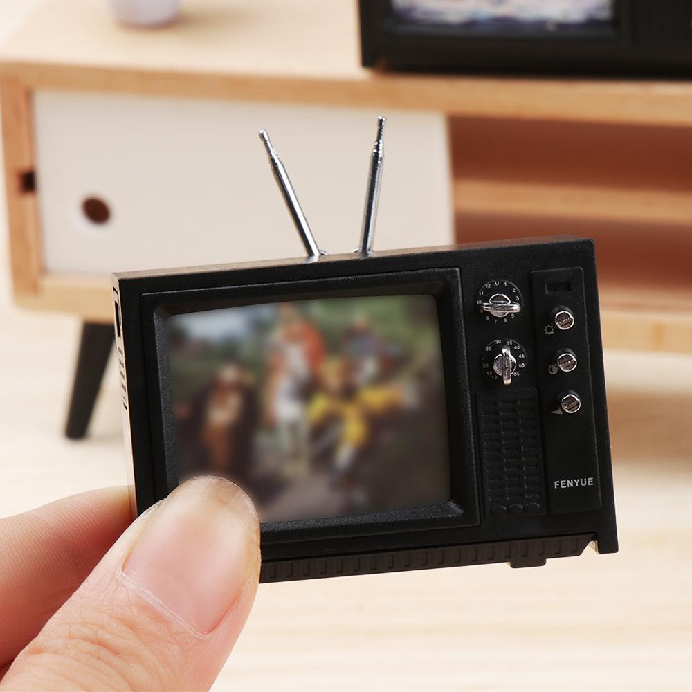 Retro Portable TV Toy Miniature Simulation Furniture Living Room Decoration Television Ornaments