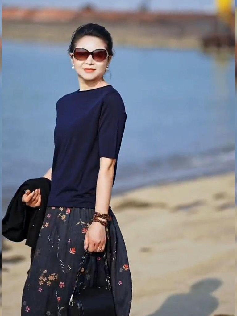 **"Retro Artistic Ethnic Style Skirt - Spring/Summer Collection"**