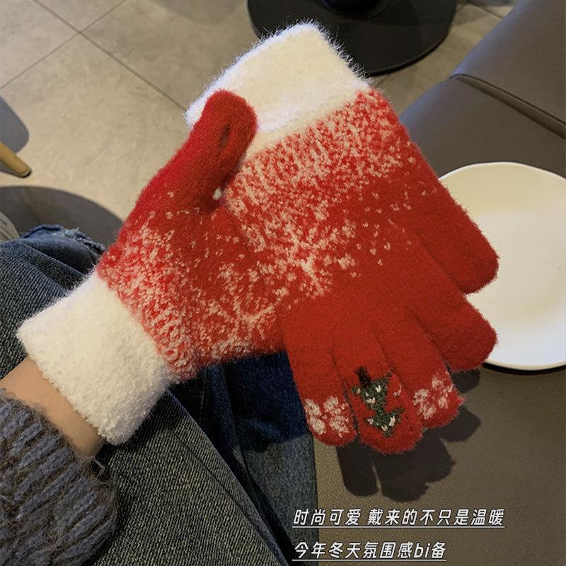 Cute Christmas red dew finger plush knitted five-finger women's plush thick cold-proof riding