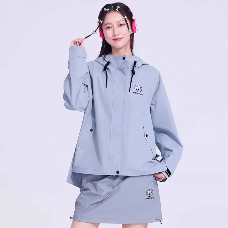 CAMEL Women s Windproof Waterproof Hiking Jacket M