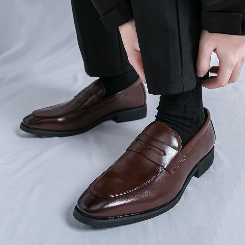 New Black Brown Penny  Loafers Men Pointed Patent Leather Casual Shoes Wedding Dress Homecoming Footwear Zapatos Hombre