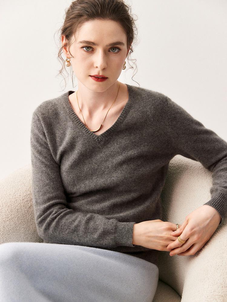 2025 A/W Women's V-Neck Cashmere Sweater - Loose Fit, Versatile Knitted Pullover Top