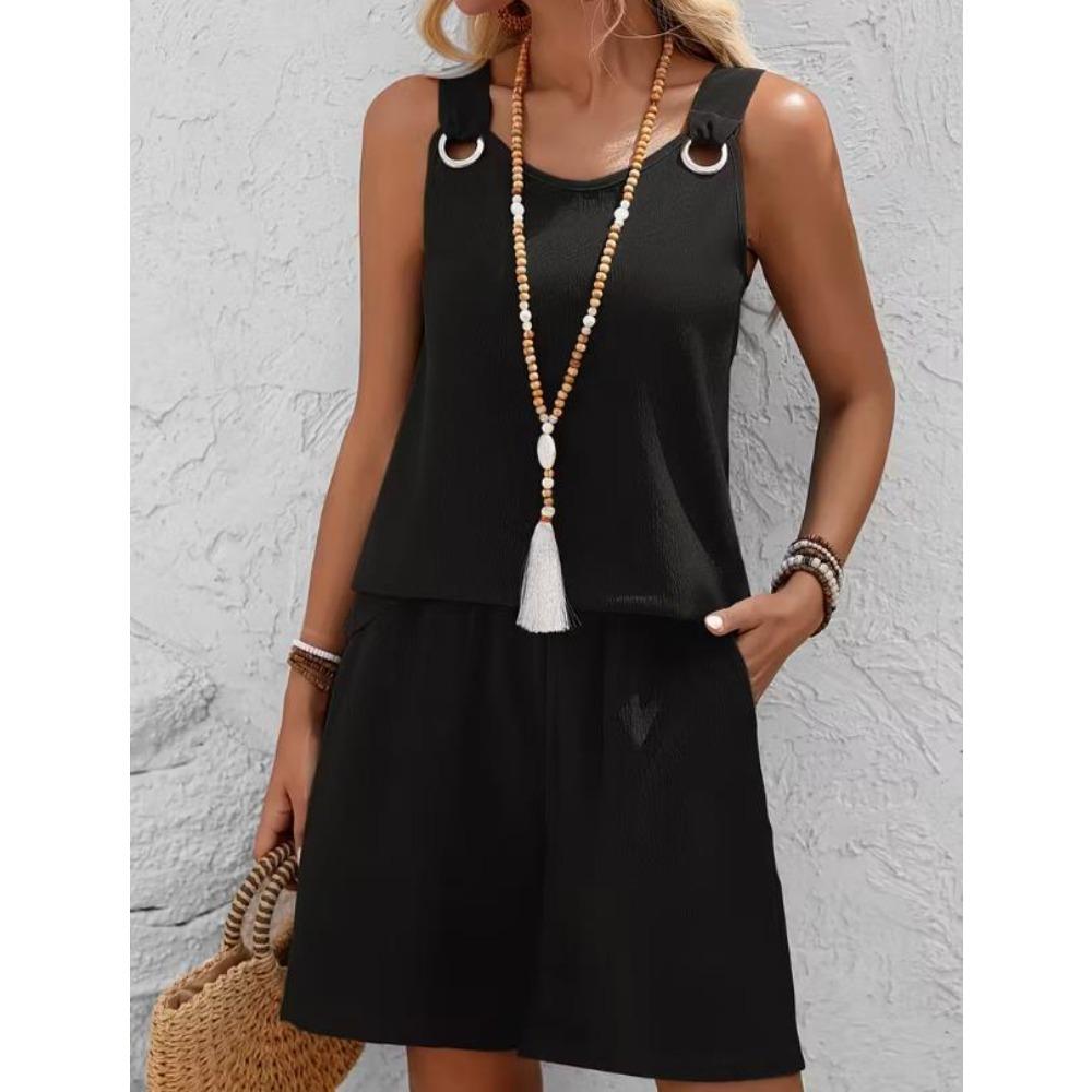 Nuovo Top Senza Maniche in Tessuto Artigianale Monocolore con Doppia Tasca e Pantaloncini, un Outfit Elegante e Casual per le Vacanze di Primavera ed Estate