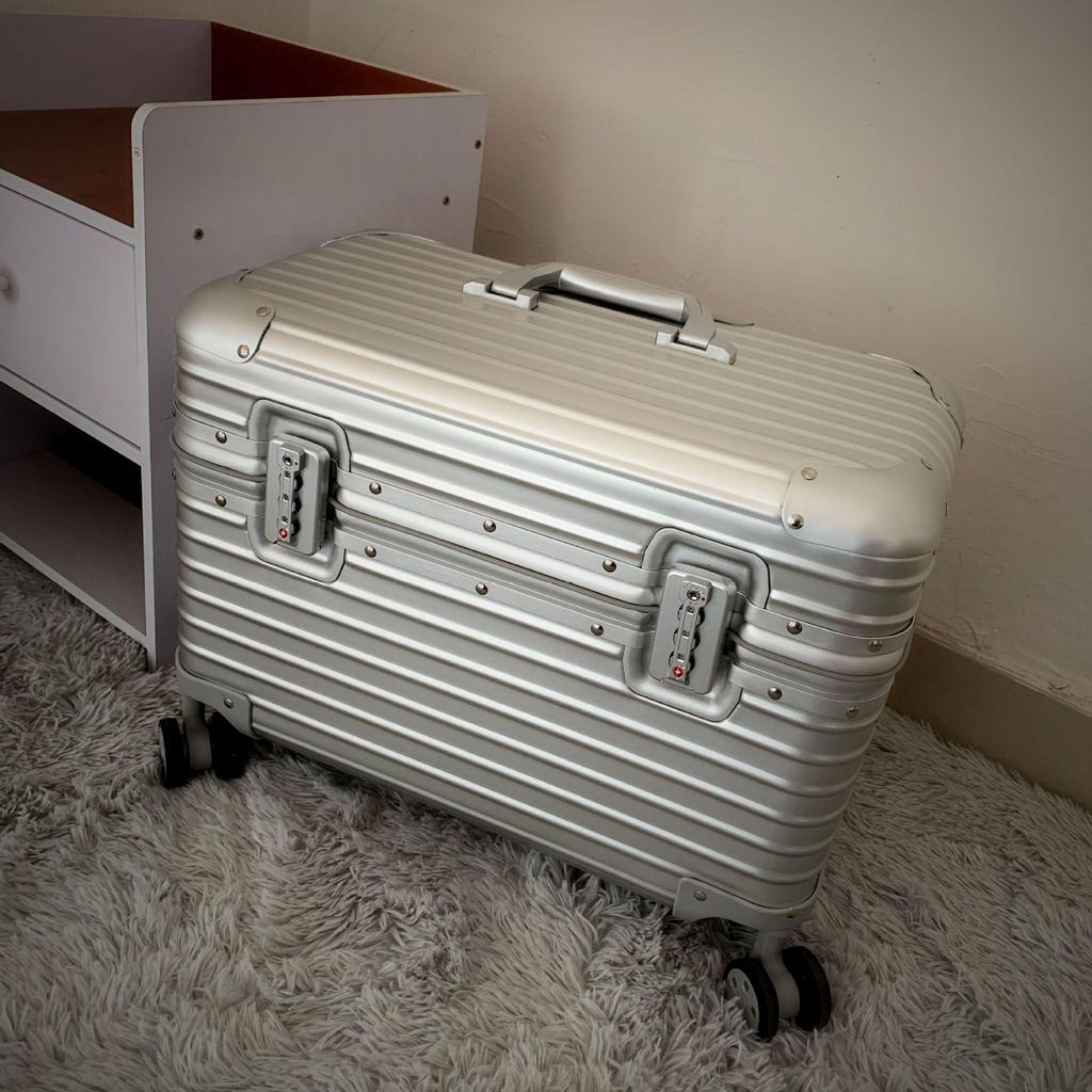 Aluminum-Magnesium Alloy Multi-Functional Carry-on Trolley Suitcase for Photography