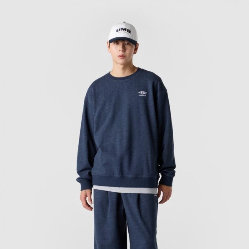 Umbro Unisex Essential Small Logo Sweatshirt Ur123cfs19