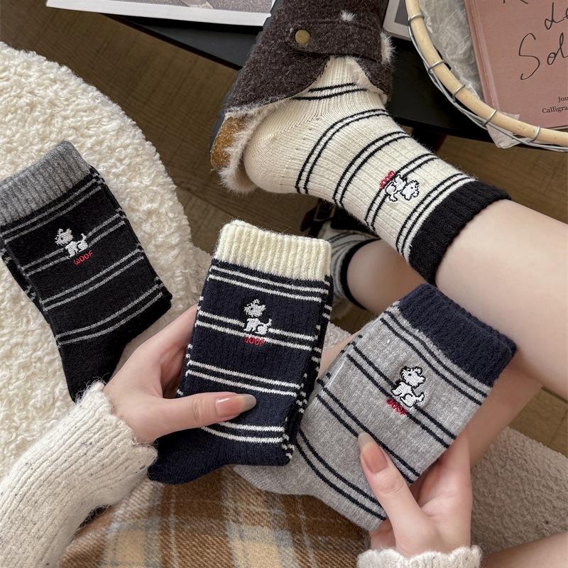 Ladies Autumn-winter Thickened Warm Cute Cartoon Embroidered Puppy Striped Wool Mid Tube Socks