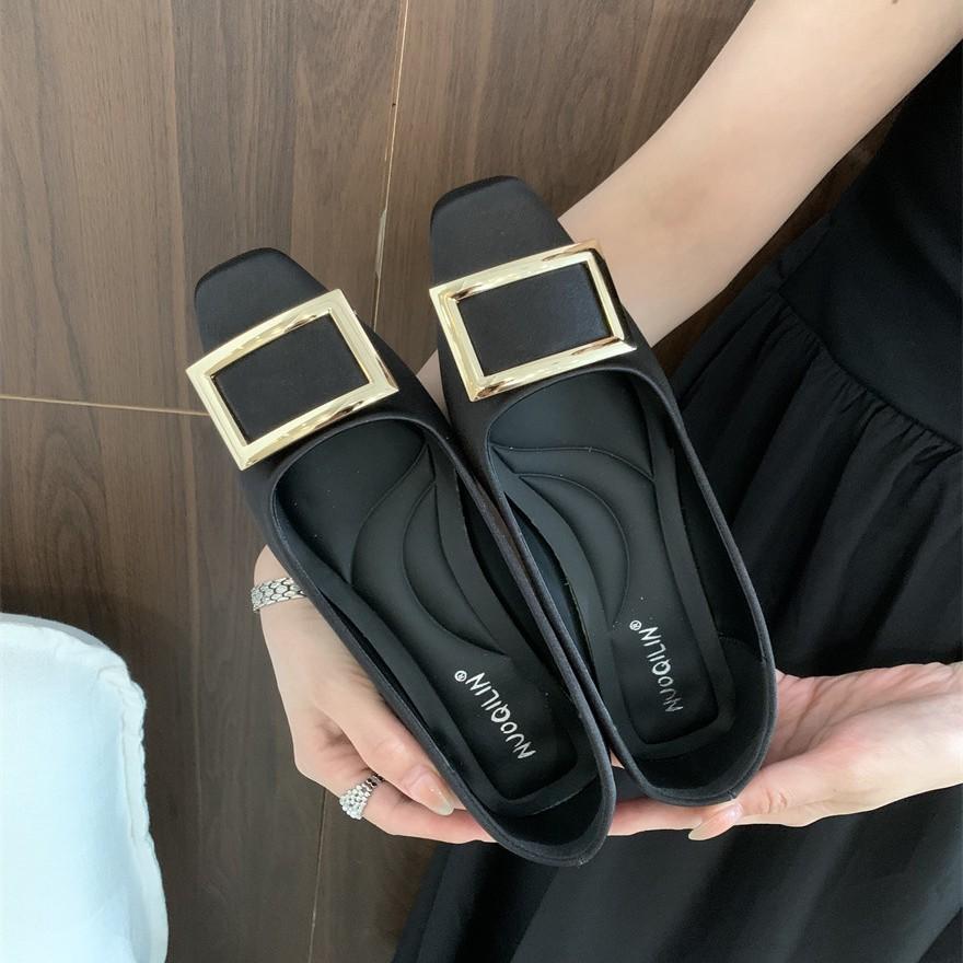 Naked patent leather square buckle single shoes 2025 spring new women's shoes commuting shallow mouth square head flat bottom women's shoes