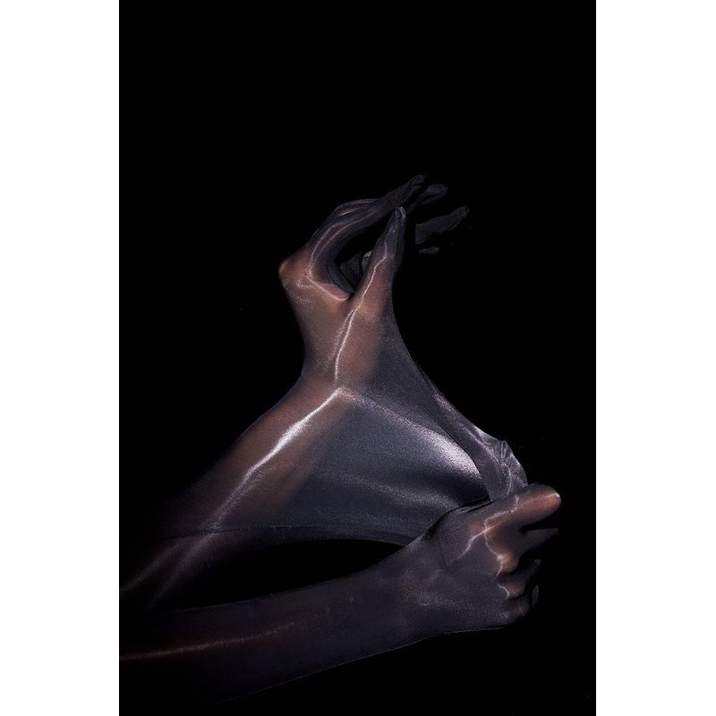 

High Elastic Smooth Oil Light Five Finger Hand Silk Aurora Couple Men and Women Sexy Silky Seamless Black Silk Finger Division Aircraft Gloves Black Gloves (Upgraded) All yards