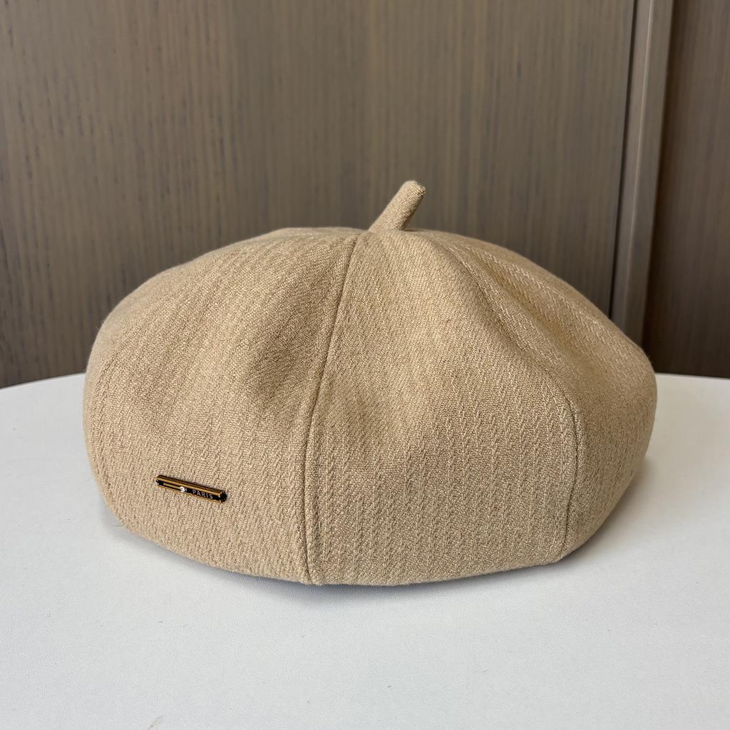 Female autumn and winter new woolen beret fashionable British style painter hat retro versatile face small bud hat