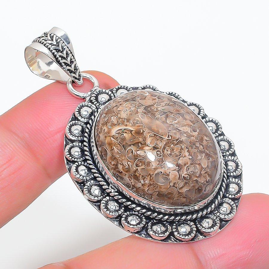 

Natural Turritella Fossil 925 Sterling Silver Jewelry Pendant 2.13 S9D61