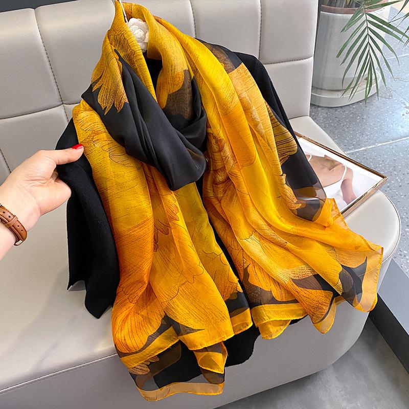 

New Model 180X130Cm Shawls Couple Style Summer Sunscreen Scarf Popular Pashmina Scarves For Gift Fashion Design Silk Hijab 180X130CM