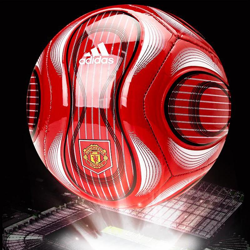 adidas Manchester United Soccer Ball HI2190