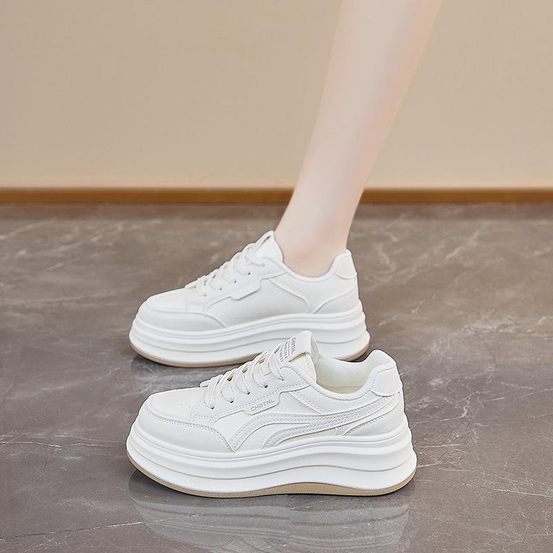 Board shoes women's new autumn with skirts versatile little white shoes thick sole heightening sports shoes niche