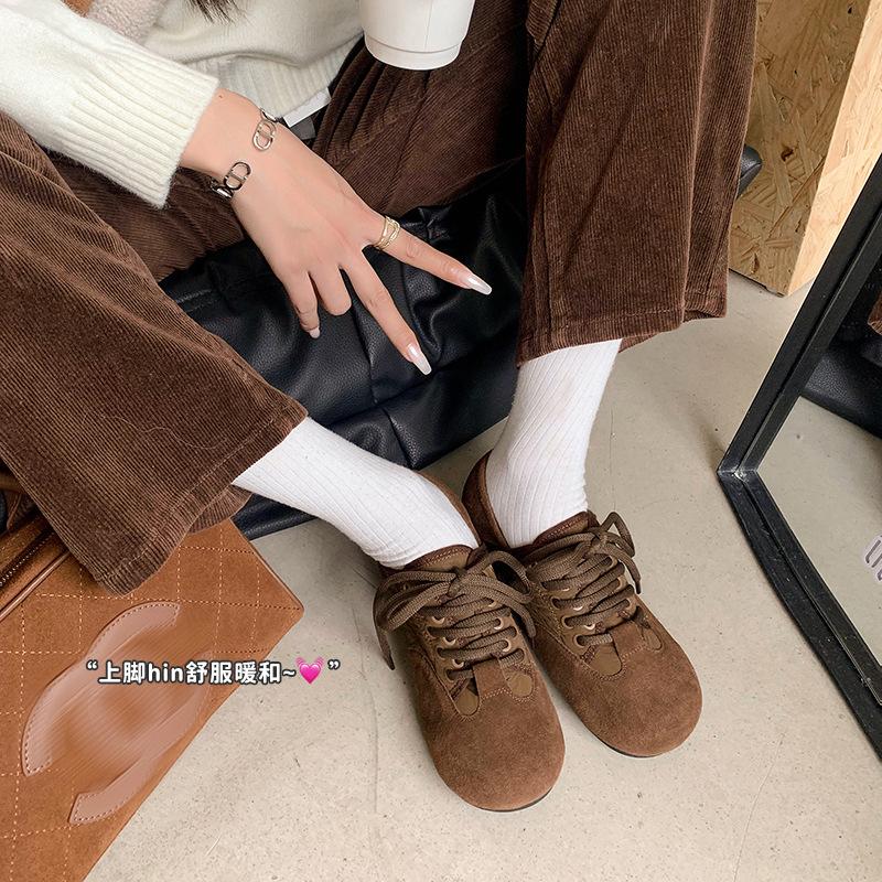 Double 12 carnival~ velvet German training shoes 2025 autumn and winter cow leather flat-soled lace-up casual fluffy single shoes, lightning hair