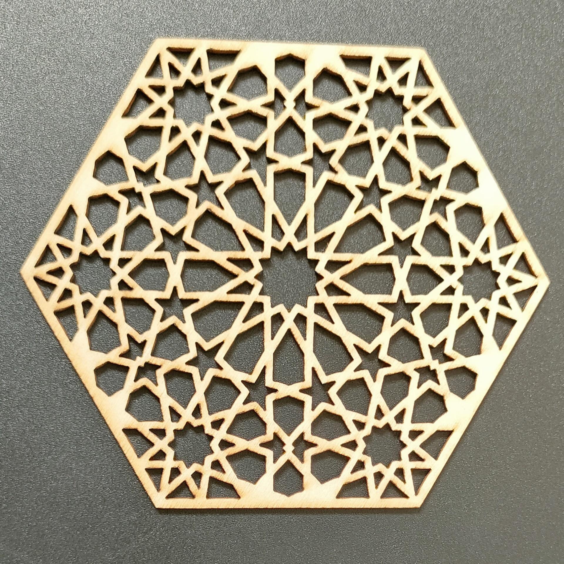 

Деревянные полые резные однотонные подставки под стаканы теплоизоляция прочные невыцветающие чашки чайные чашки кофейные коврики салфетки для обеденного стола